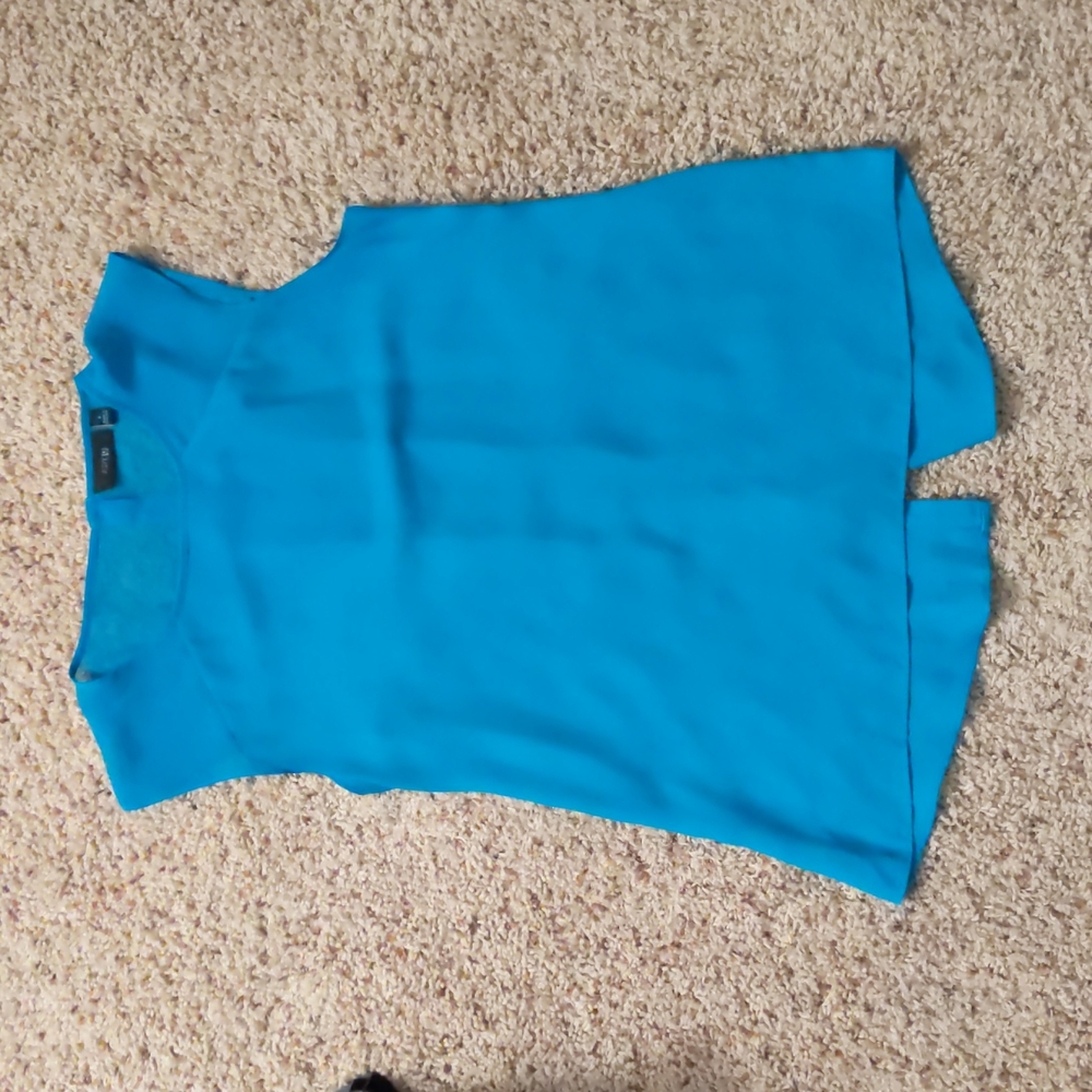 Apt 9 turquoise blouse size Small